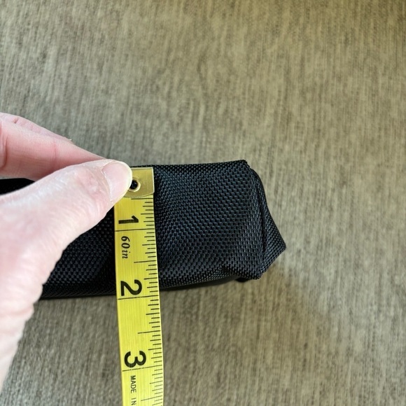 Tumi Zipper Pouch - Picture 10 of 11